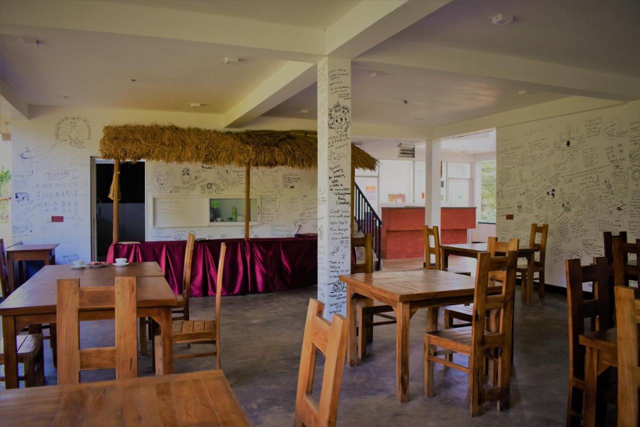 Green Hut Nature Resort Сігірія Екстер'єр фото