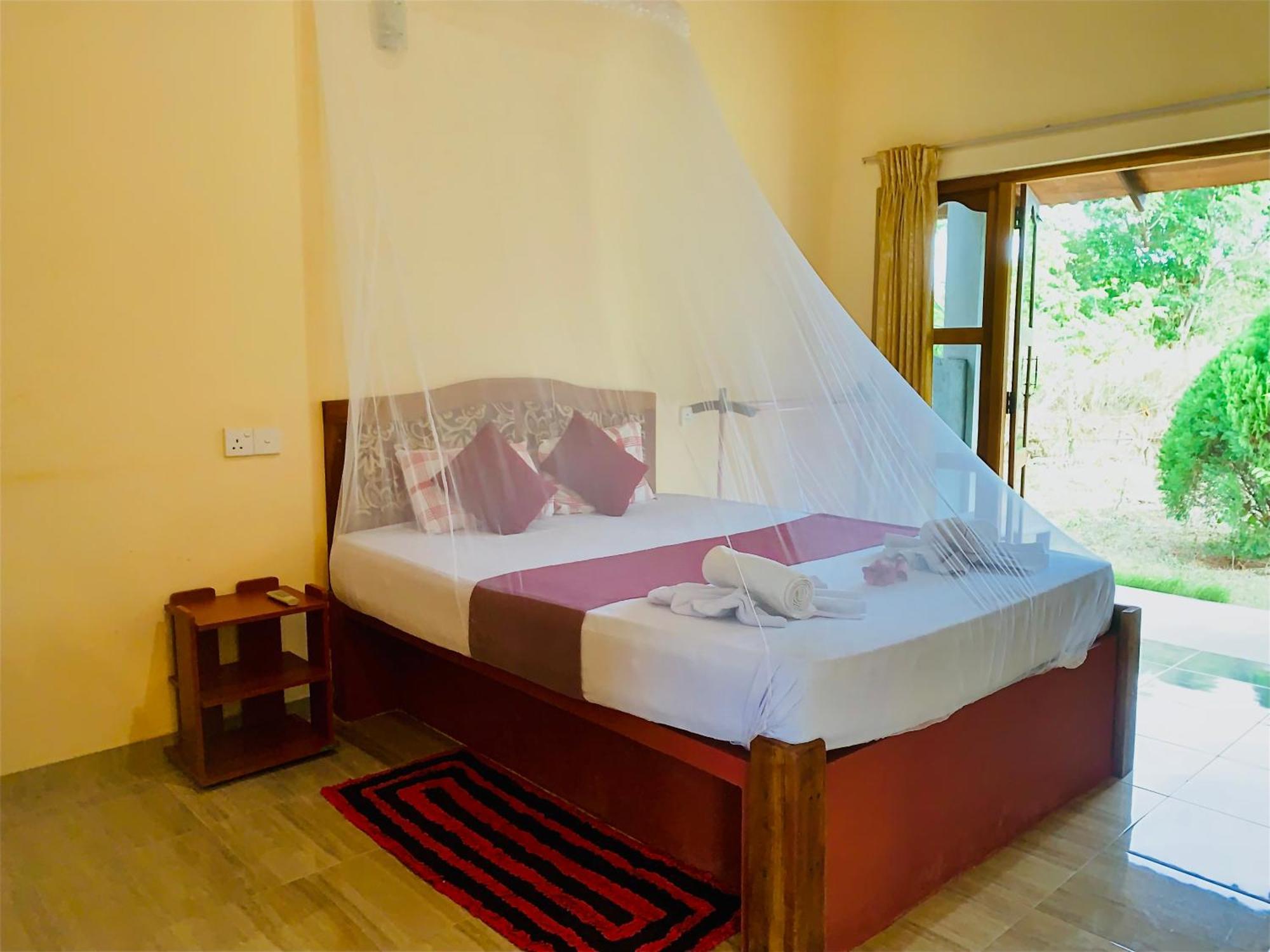 Green Hut Nature Resort Сігірія Екстер'єр фото